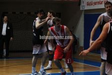 12 Dev Adamdan Basket Şov 95-82