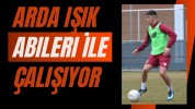 Arda Işık Abileri İle Çalışıyor