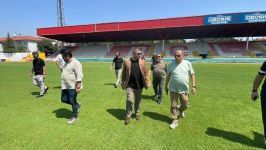 Stadyumda geri sayım başladı Başkan Bayrak, çalışmaları inceledi