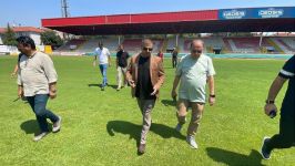 Stadyumda geri sayım başladı Başkan Bayrak, çalışmaları inceledi