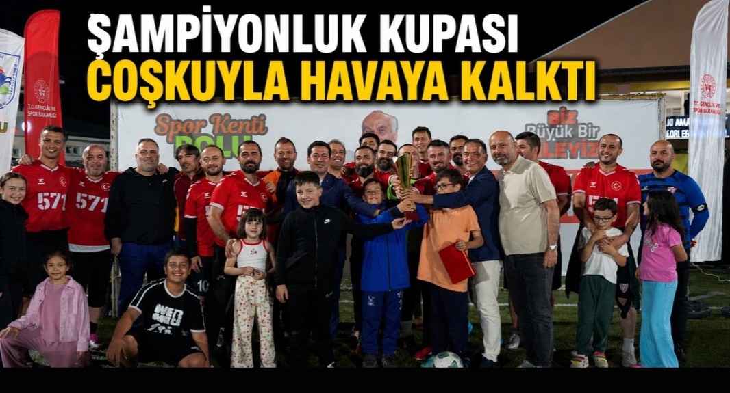 Şampiyonluk Kupası Coşkuyla Havaya Kalktı