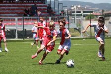 Karaçayır'da Gol Şöleni! Mini Kramponlardan 12 Maçta 106 Gol