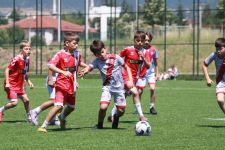Karaçayır'da Gol Şöleni! Mini Kramponlardan 12 Maçta 106 Gol