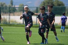 Karaçayır'da Gol Şöleni! Mini Kramponlardan 12 Maçta 106 Gol
