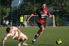Müstakimler Tokmaklar Farklı Başladı