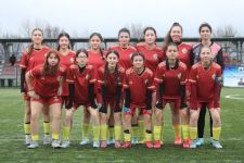 U17 Kızlar’da Derbi Liderin Oldu