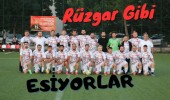 Rüzgar Gibi Esiyorlar Rüzgar Gibi Esiyorlar